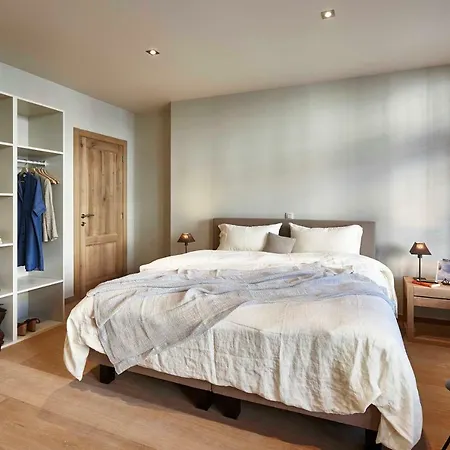 La Maison De Nathalie Bed & Breakfast 3*